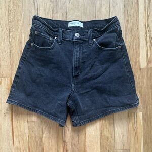 Abercrombie & Fitch black hi-rise the dad shorts